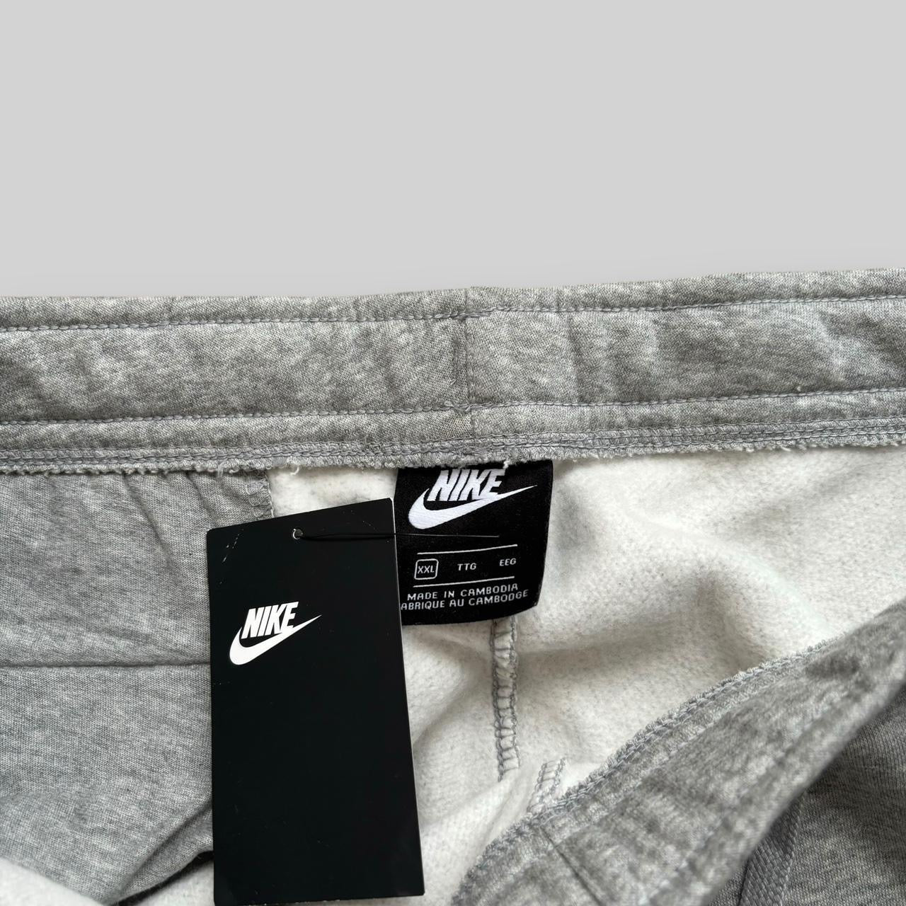 Nike Baggy Swoosh Joggers (XXL)