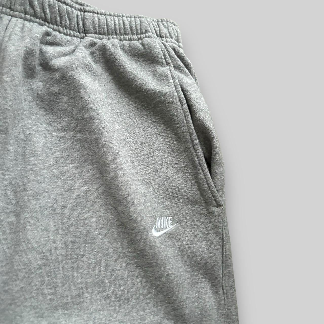 Vintage Y2K Nike Club Baggy Relaxed Fit Joggers (XL)