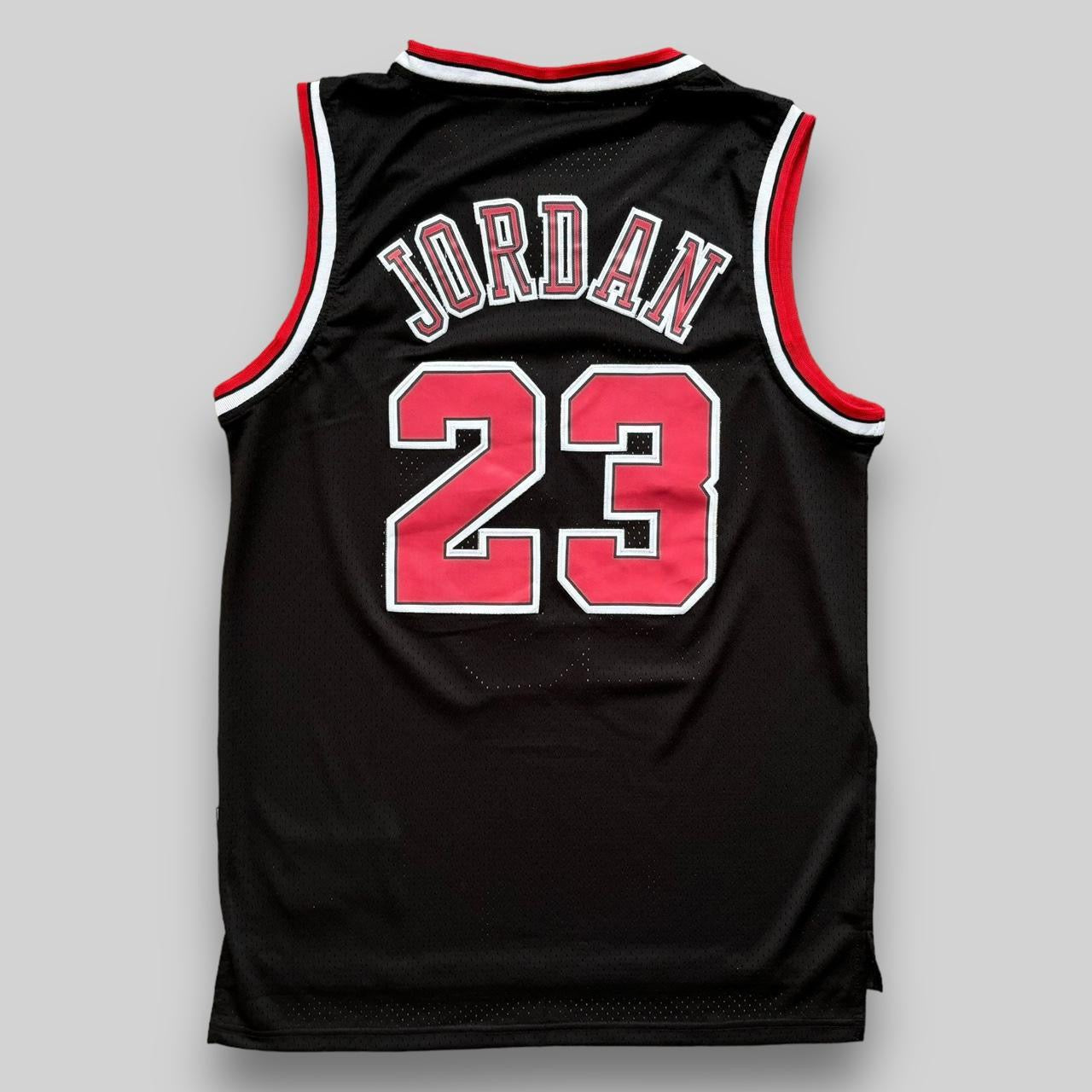 Nike Chicago Bulls Michael Jordan Jersey (Medium)