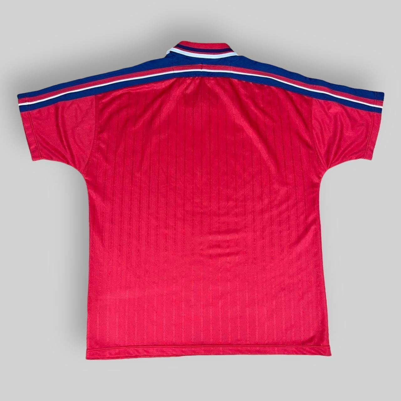 Vintage Umbro England 1998/99 Training Shirt (XL)