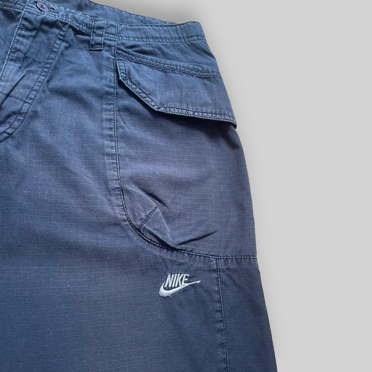 Nike Club Cargo Shorts (Large)